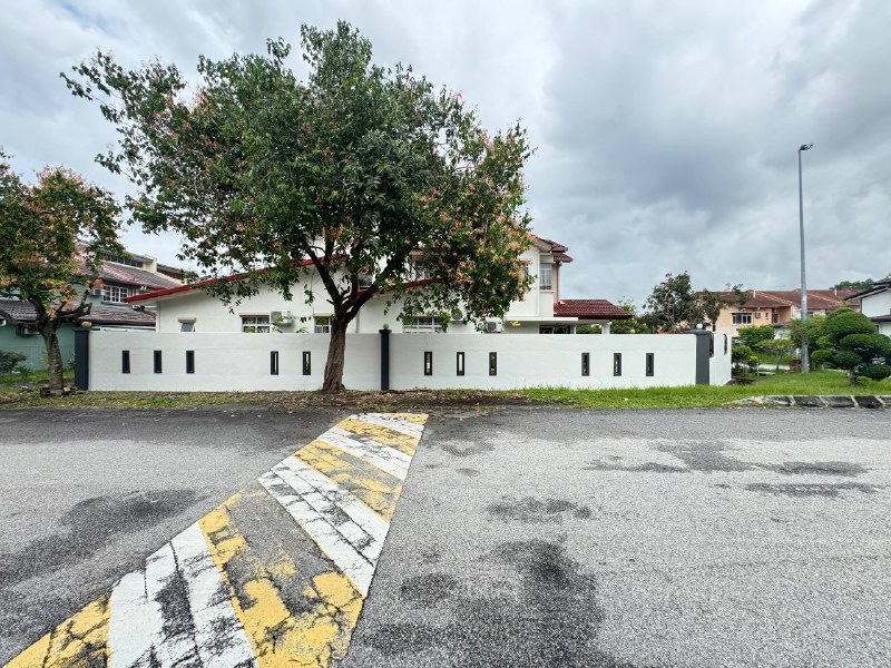 2 Storey Corner Lot – Putra Tropika, Bandar Seri Putra — gambar 2