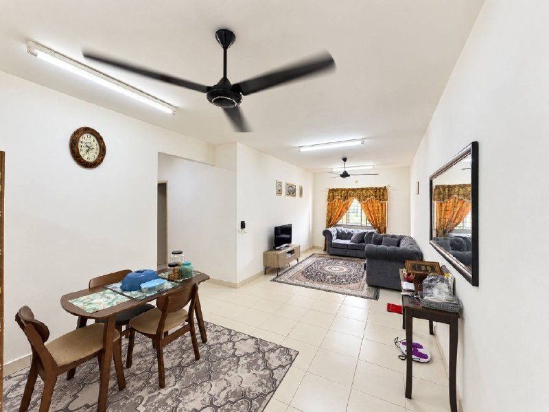 De Bayu 2 Apartment Seksyen U13 Setia Alam Shah Alam Freehold 2 Covered Car Parks Below Market RM70K — gambar 3